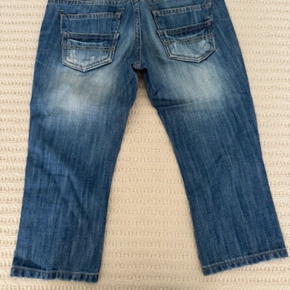 Women's Capri Jeans - Size S - Picture 2 of 3